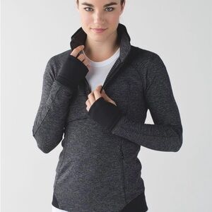 Lululemon Runder Full 1/2 zip pullover size 4